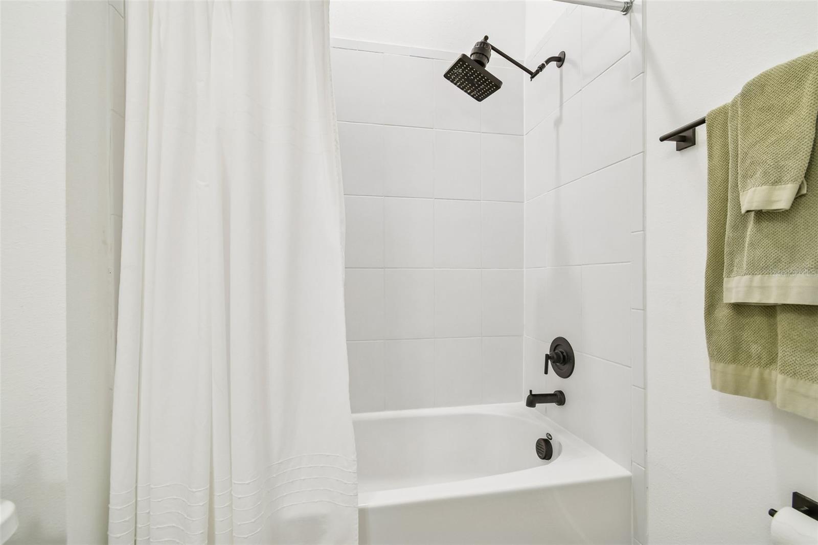 Image 35 of 86 For 13816 Sharp Hawk Drive