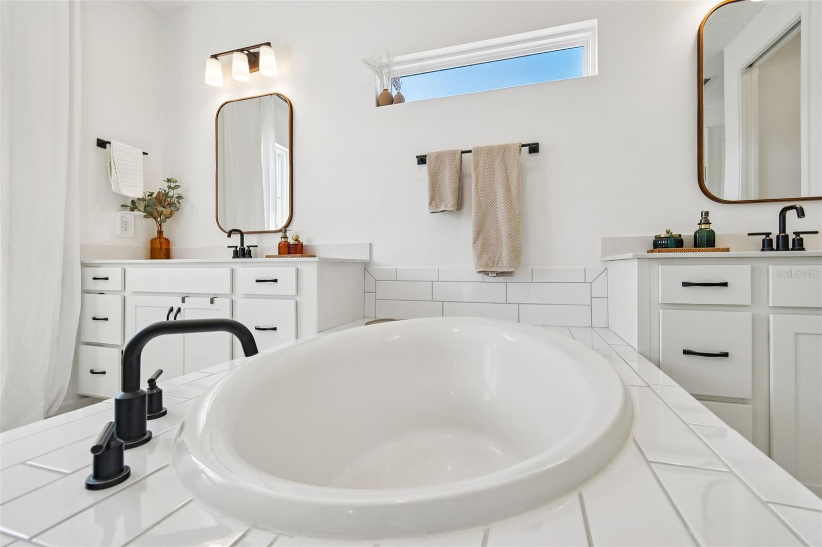 Image 48 of 86 For 13816 Sharp Hawk Drive