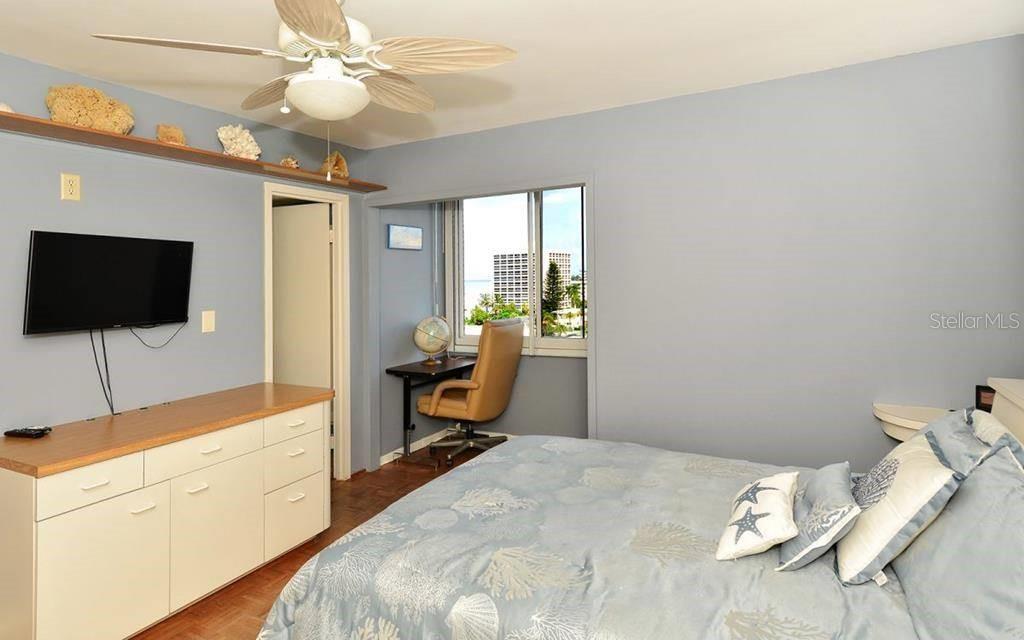 Image 4 of 16 For 1055 Peppertree Drive 603aa