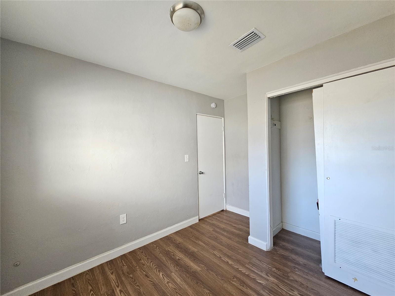 Image 14 of 19 For 3219 Decatur Avenue