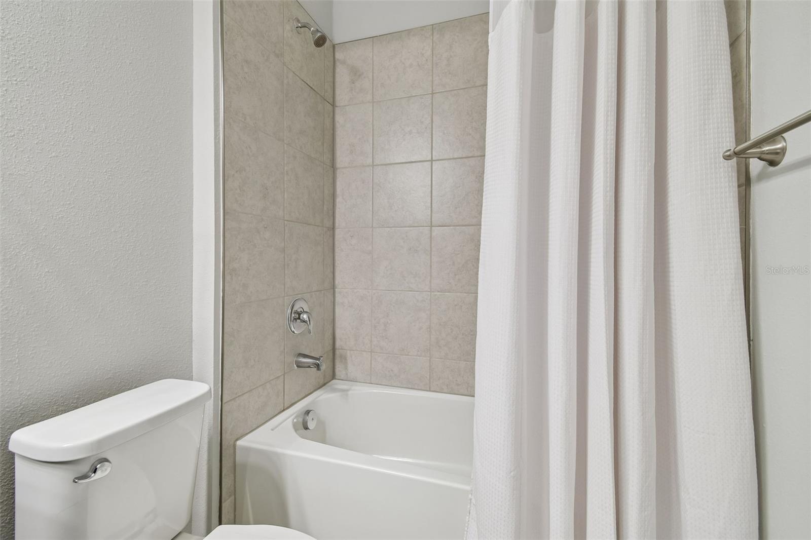 Image 14 of 78 For 1246 Florablu Drive