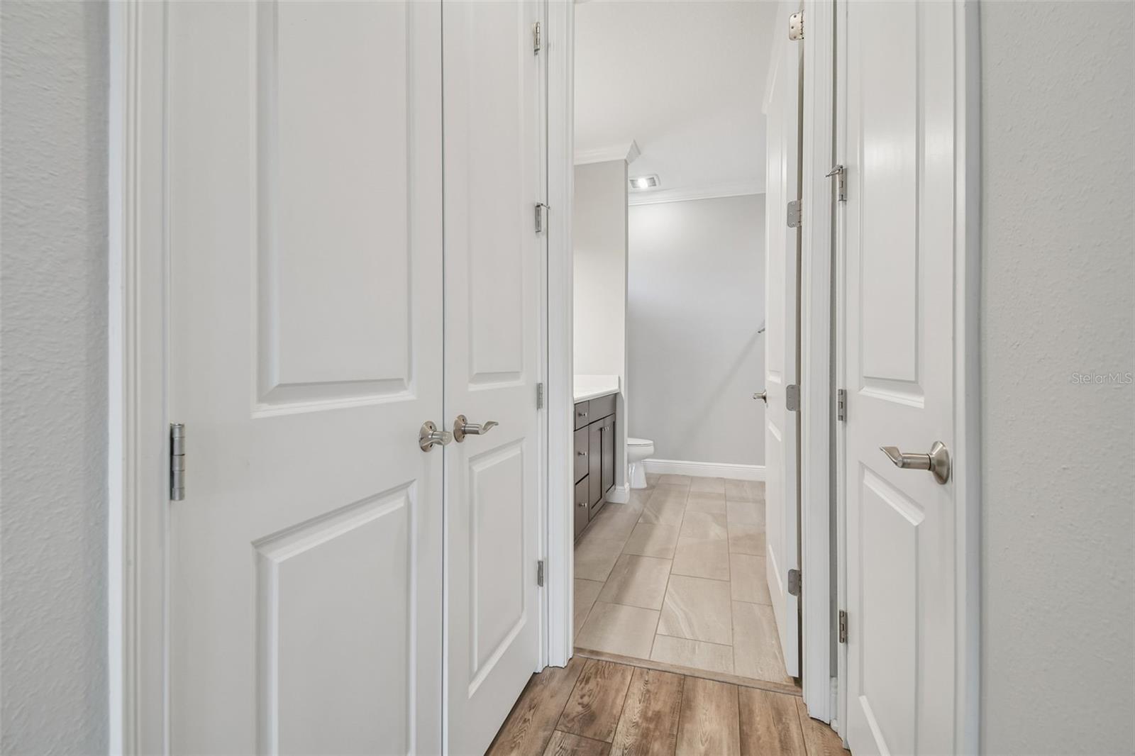 Image 23 of 78 For 1246 Florablu Drive