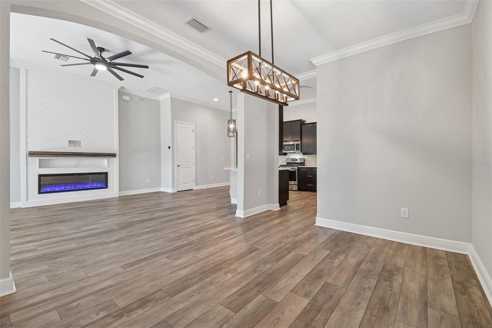 Image 37 of 78 For 1246 Florablu Drive