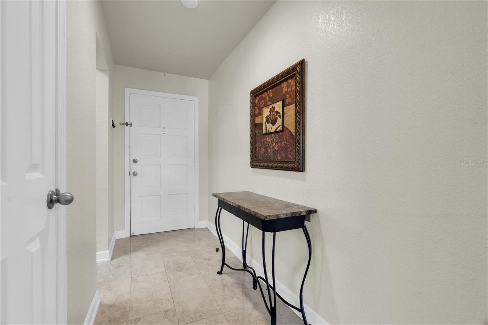 Image 3 of 26 For 701 Poinsettia Road 248