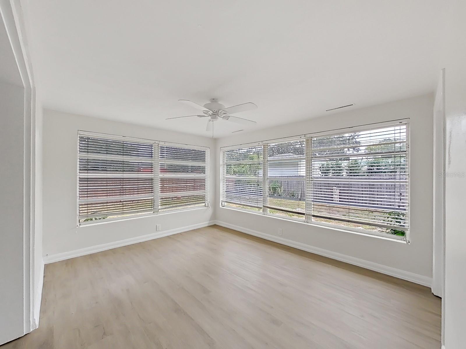 Image 6 of 26 For 1701 Laurie Lane