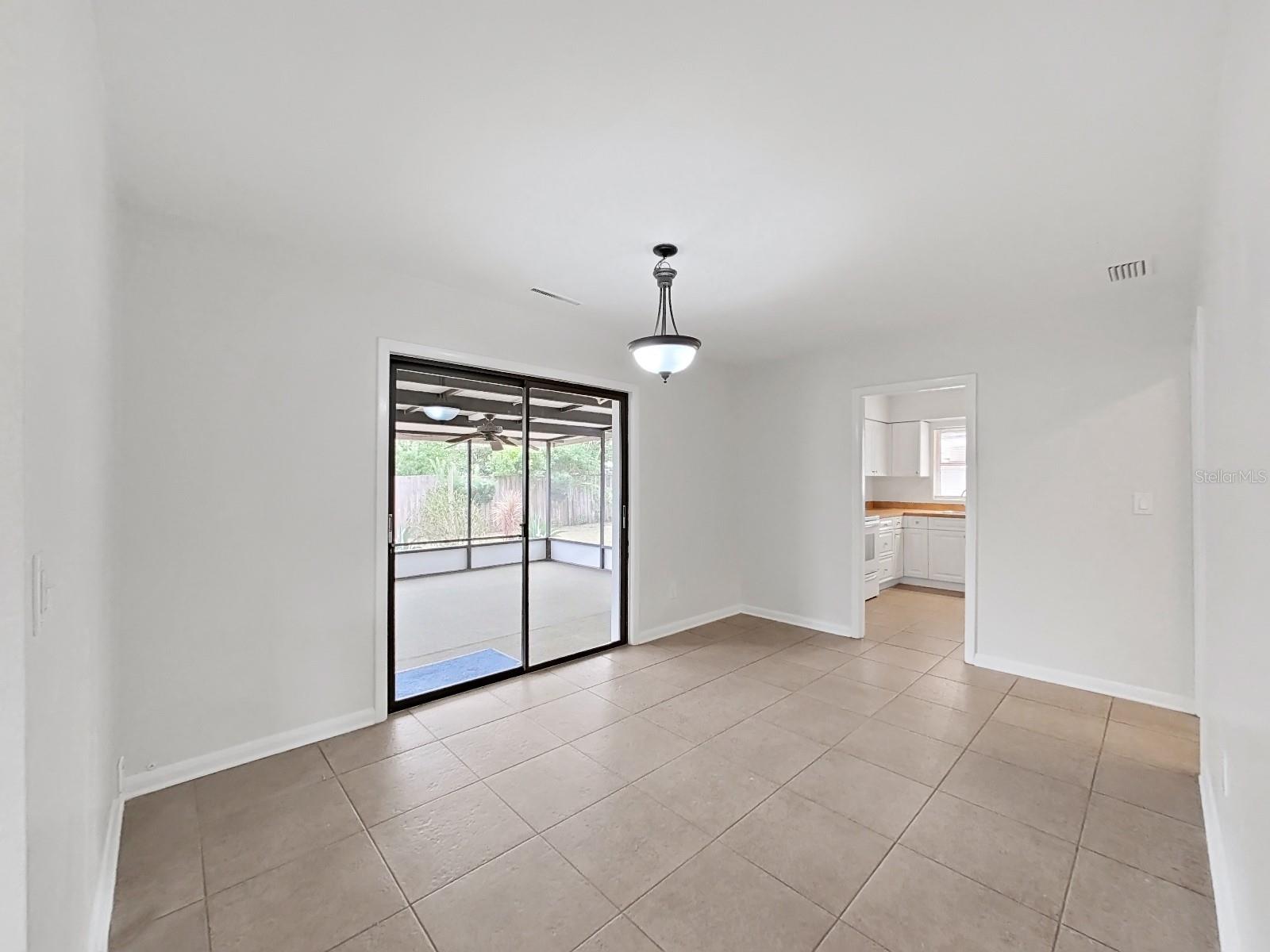 Image 8 of 26 For 1701 Laurie Lane