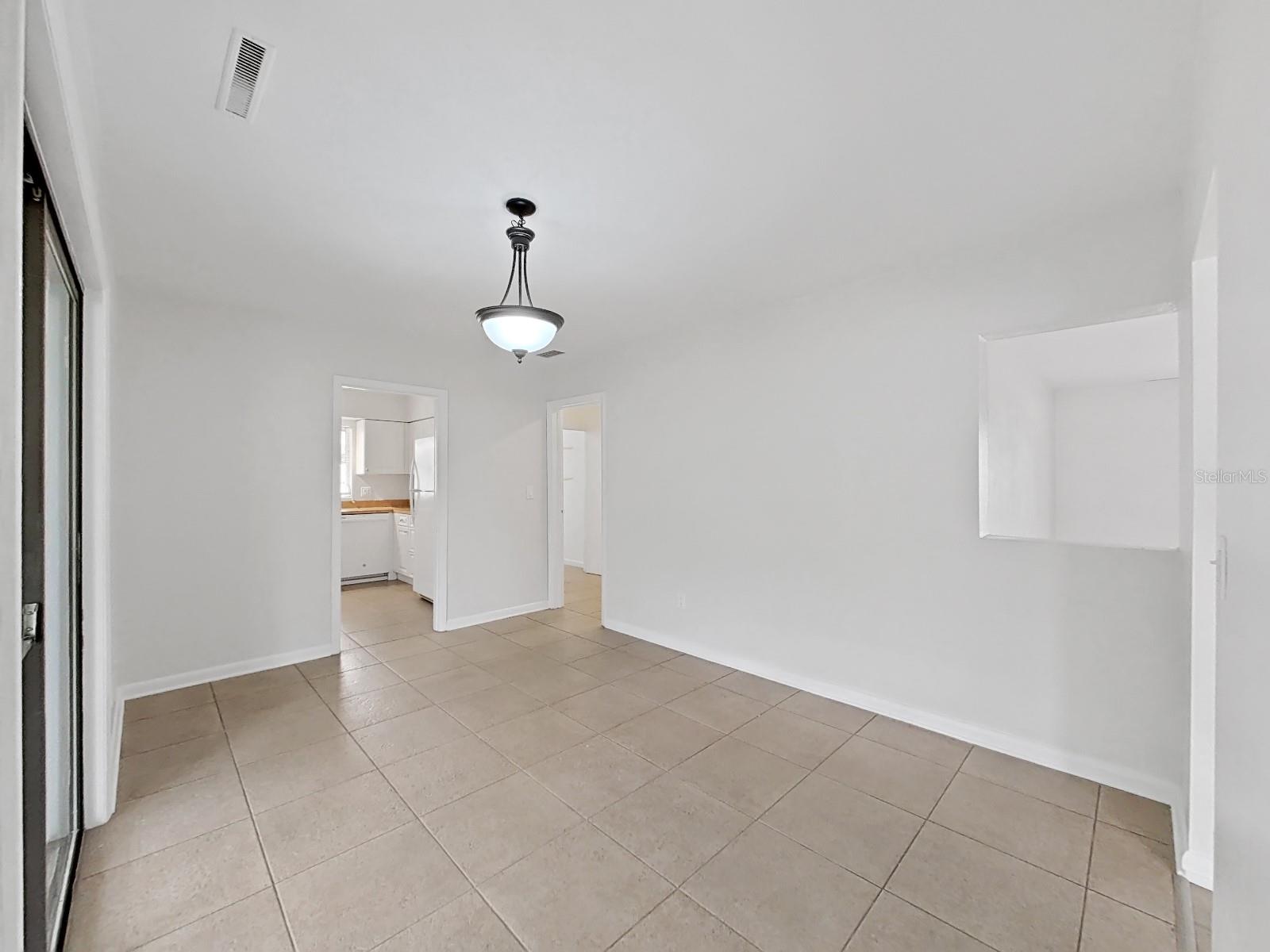 Image 9 of 26 For 1701 Laurie Lane