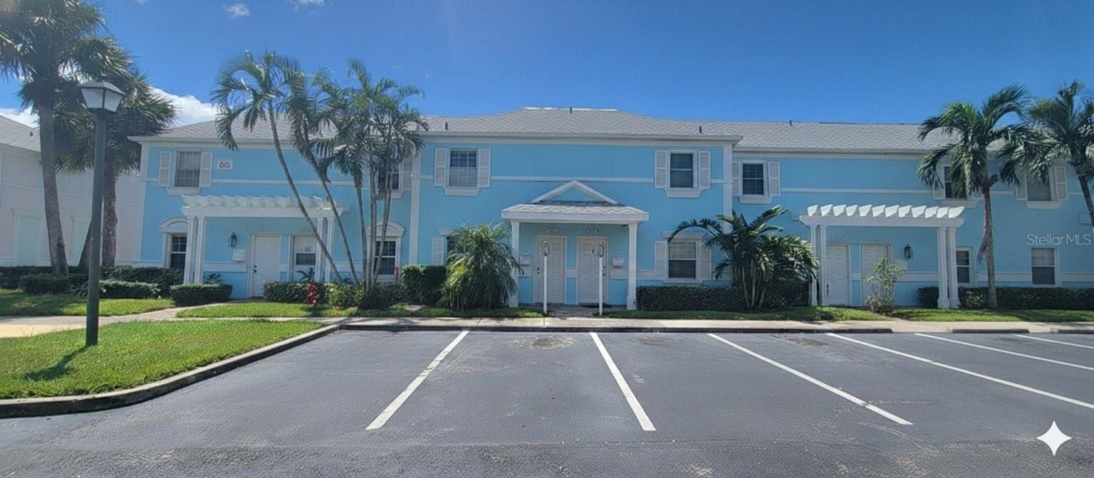 Image 2 of 28 For 3857 Pompano Drive Se