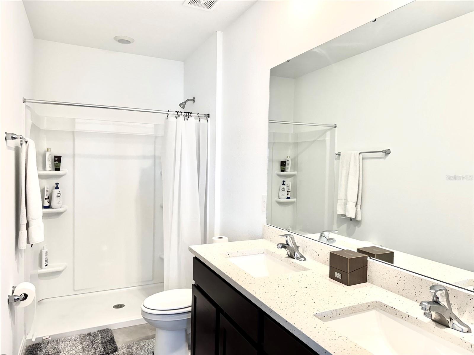 Image 24 of 33 For 445 Mangrove Shade Circle