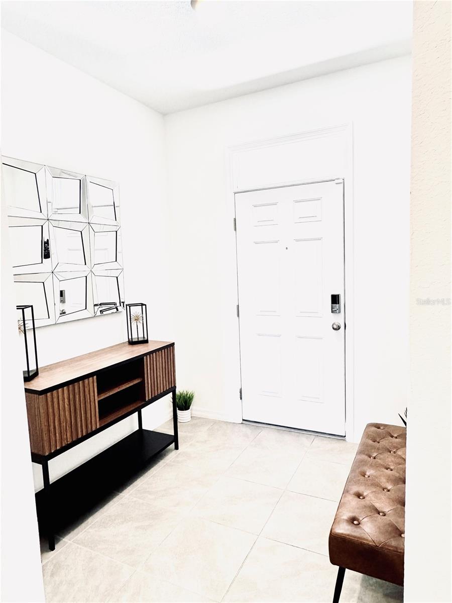 Image 5 of 33 For 445 Mangrove Shade Circle