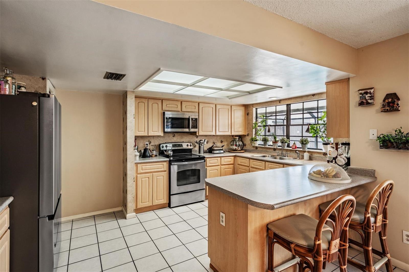 Image 15 of 44 For 12604 Rain Forest Street