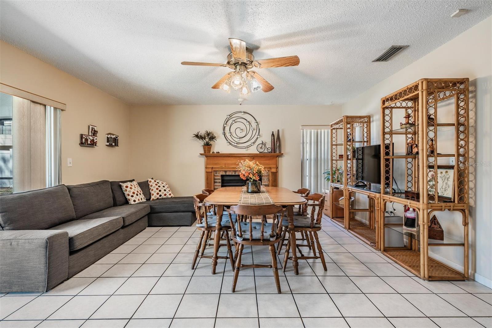 Image 16 of 44 For 12604 Rain Forest Street