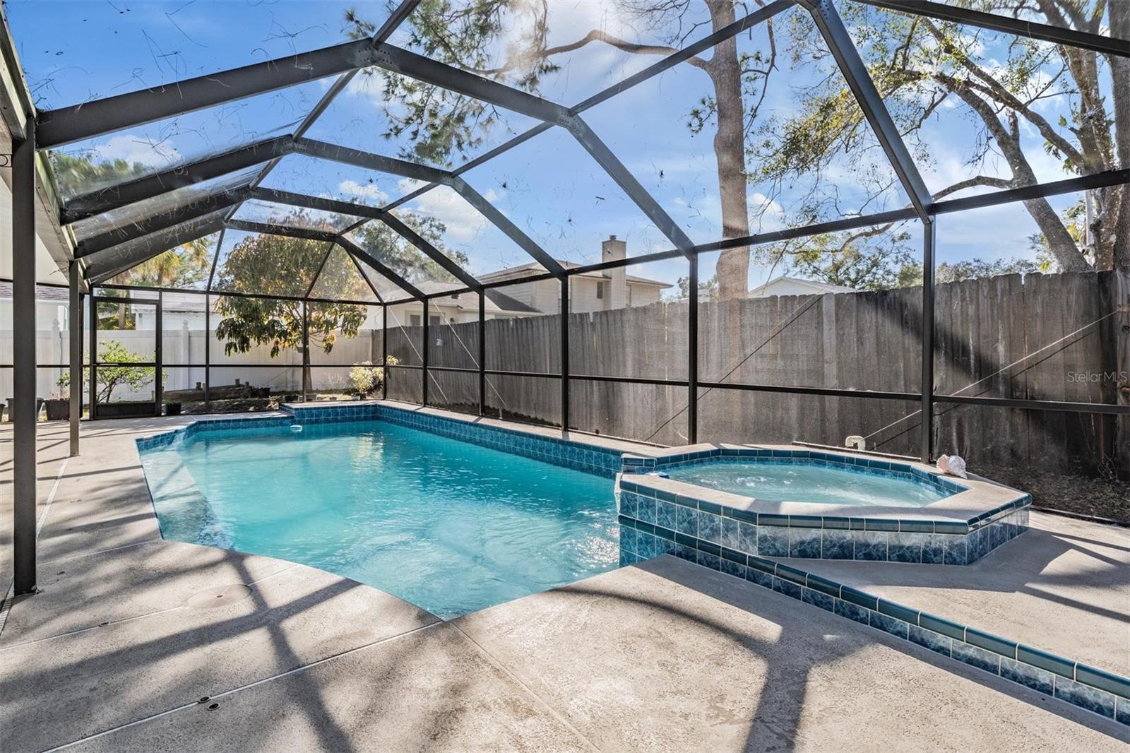 Image 21 of 44 For 12604 Rain Forest Street