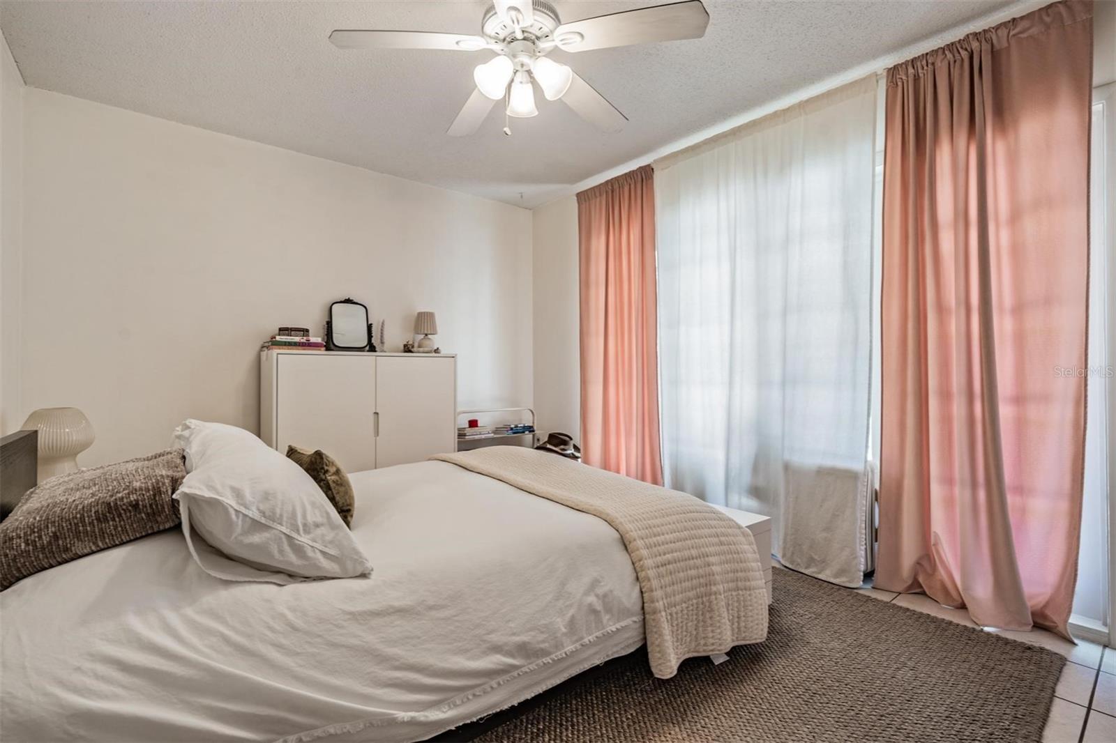 Image 31 of 44 For 12604 Rain Forest Street