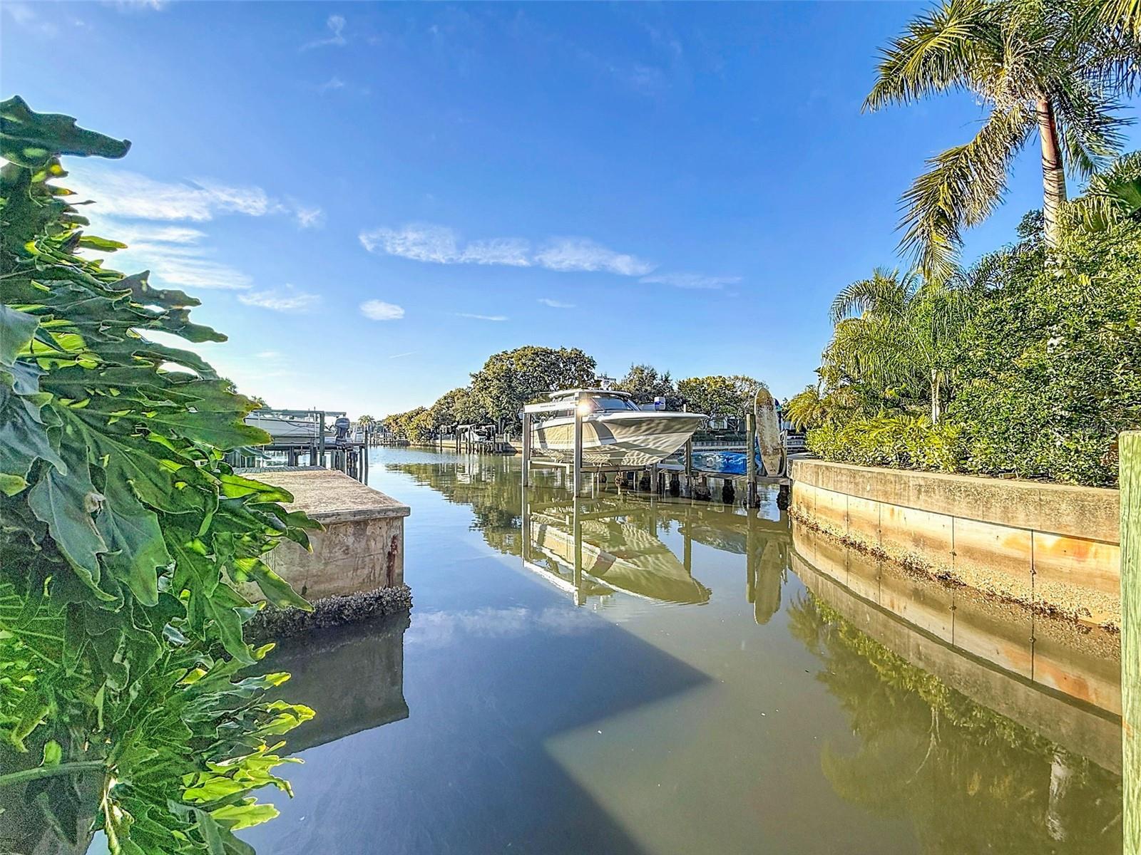 Image 16 of 41 For 4915 Melrose Avenue