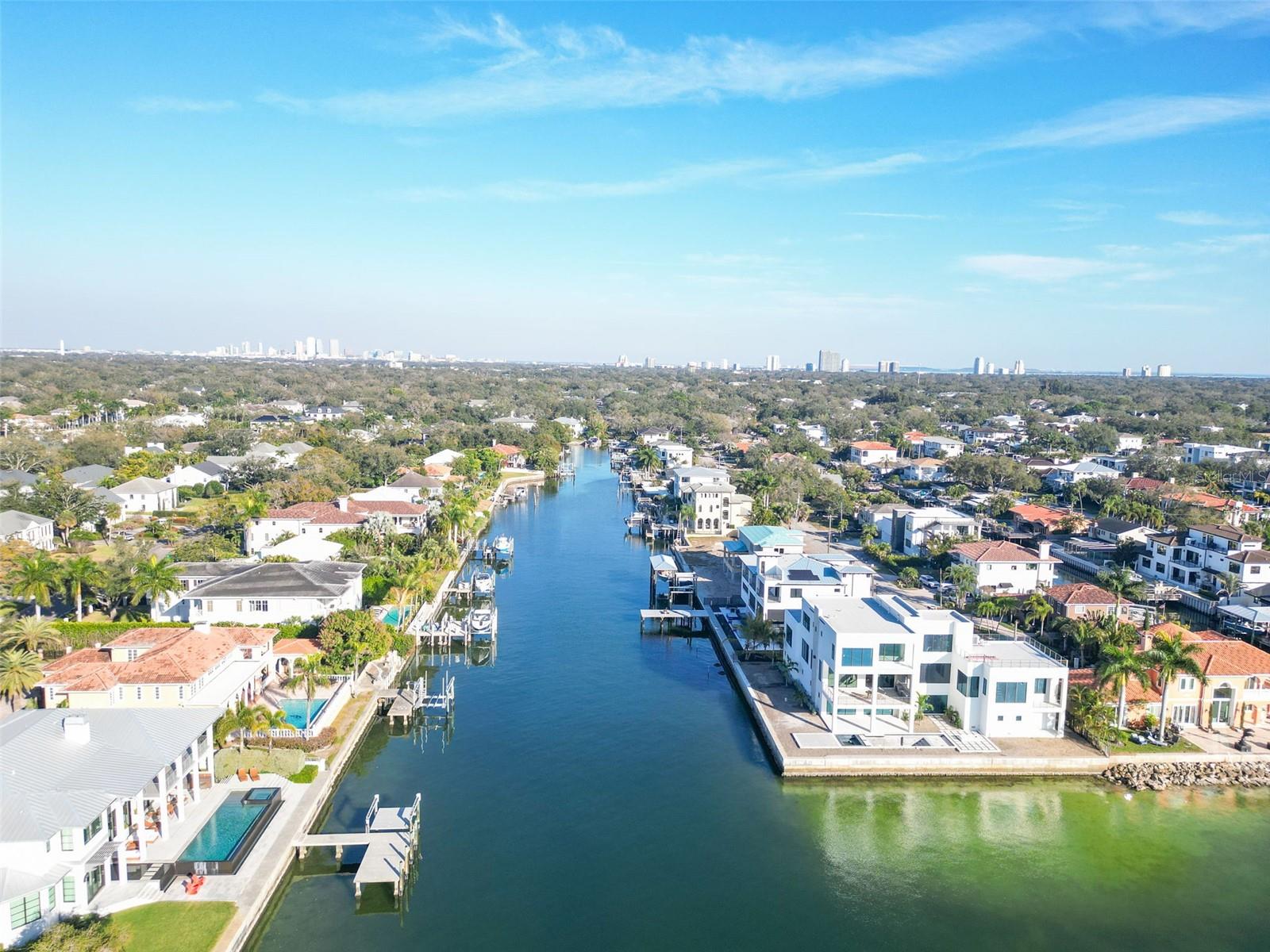 Image 34 of 41 For 4915 Melrose Avenue