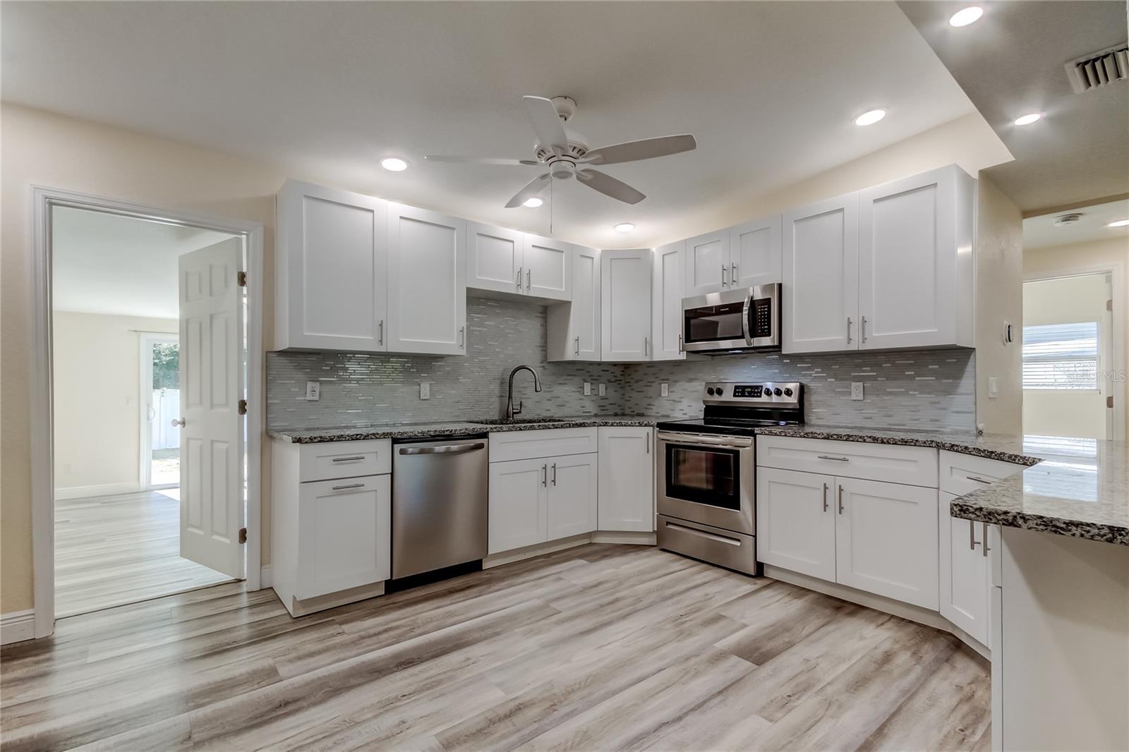 Image 10 of 44 For 1353 Mary L Road