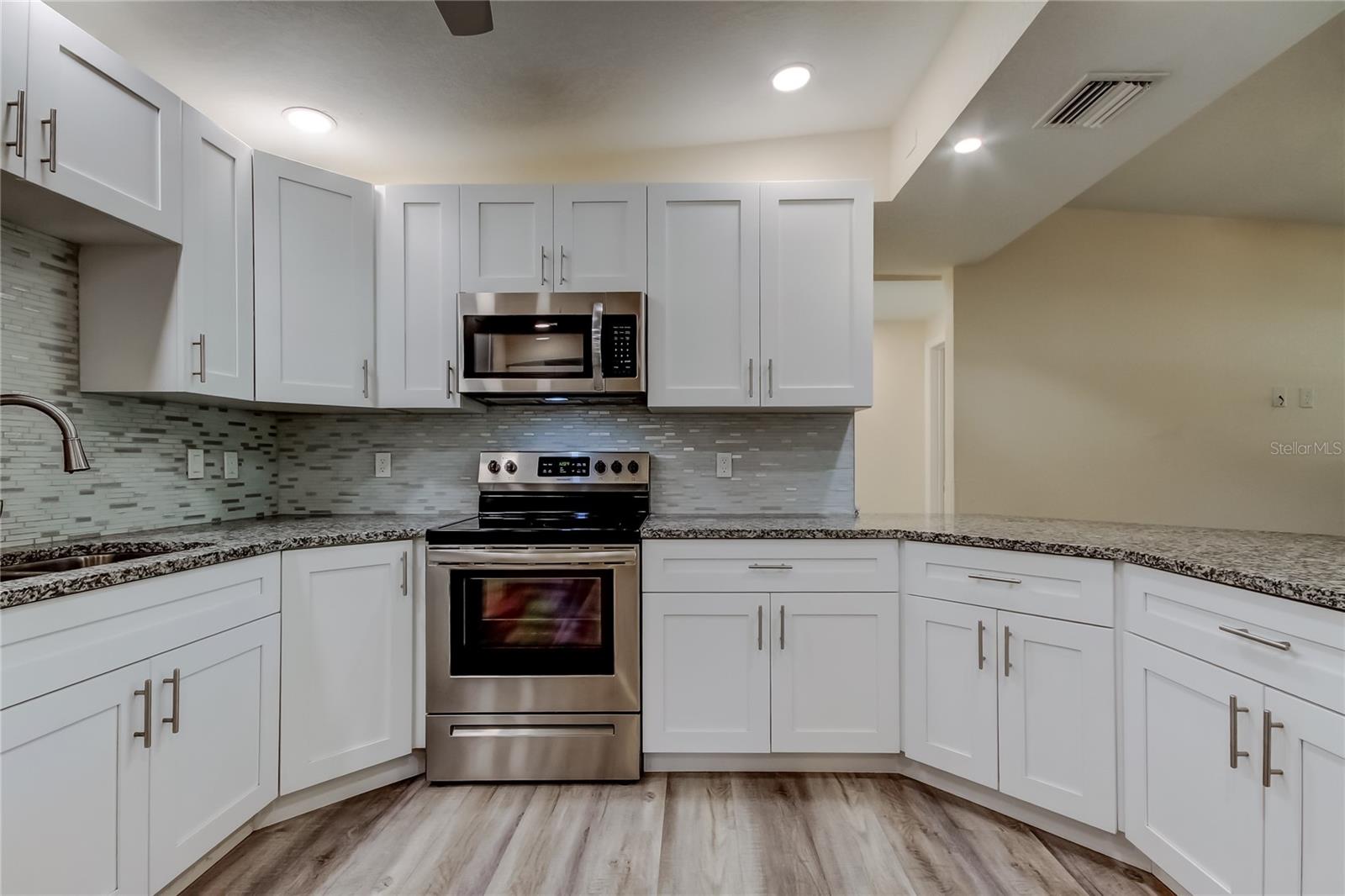 Image 13 of 44 For 1353 Mary L Road