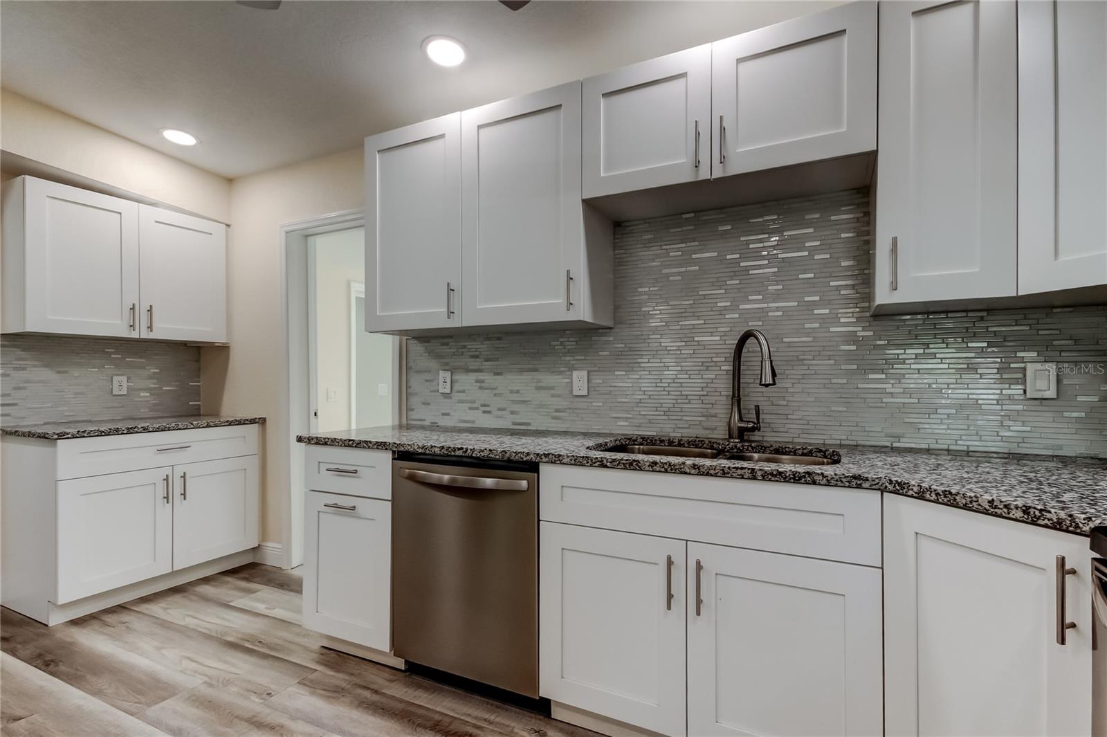 Image 16 of 44 For 1353 Mary L Road