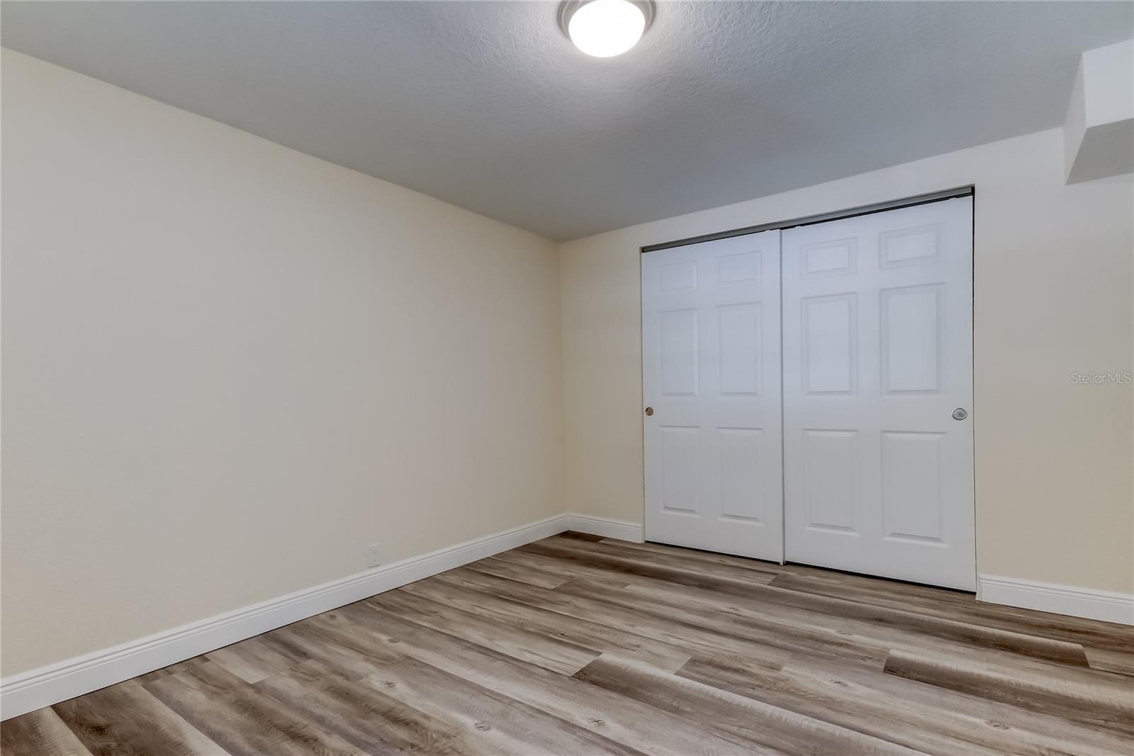 Image 25 of 44 For 1353 Mary L Road