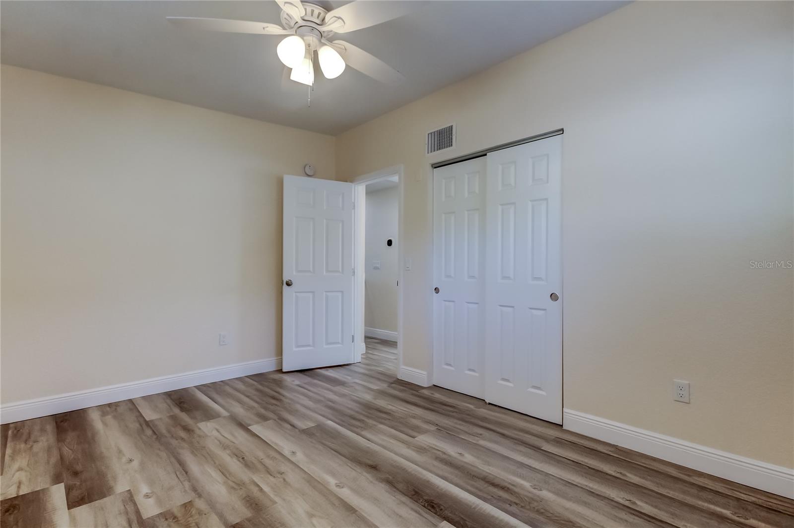 Image 31 of 44 For 1353 Mary L Road