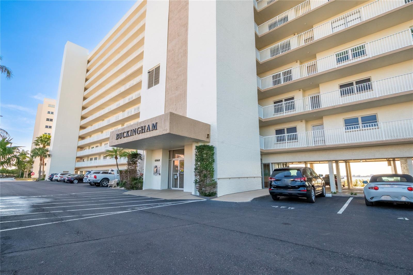 Image 3 of 59 For 6060 Shore Boulevard S 906