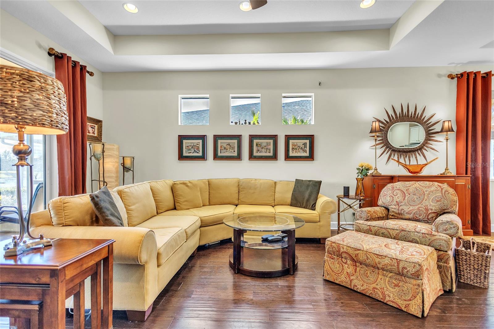 Image 14 of 36 For 633 Chipper Drive