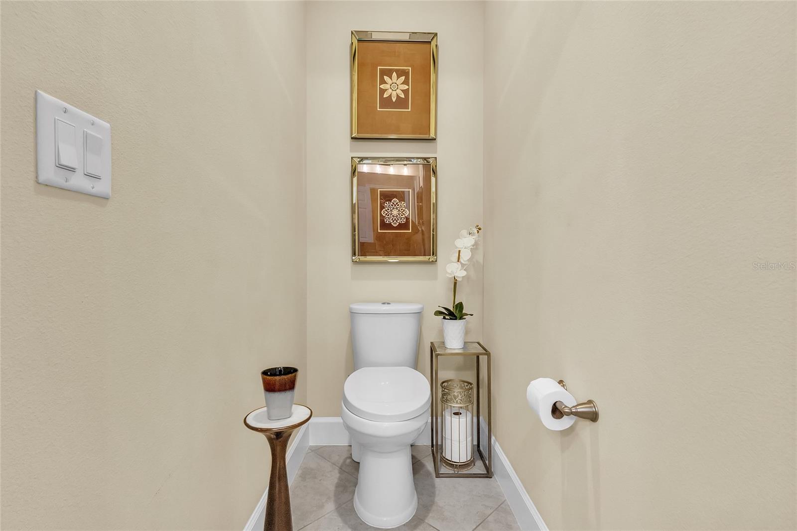 Image 23 of 36 For 633 Chipper Drive