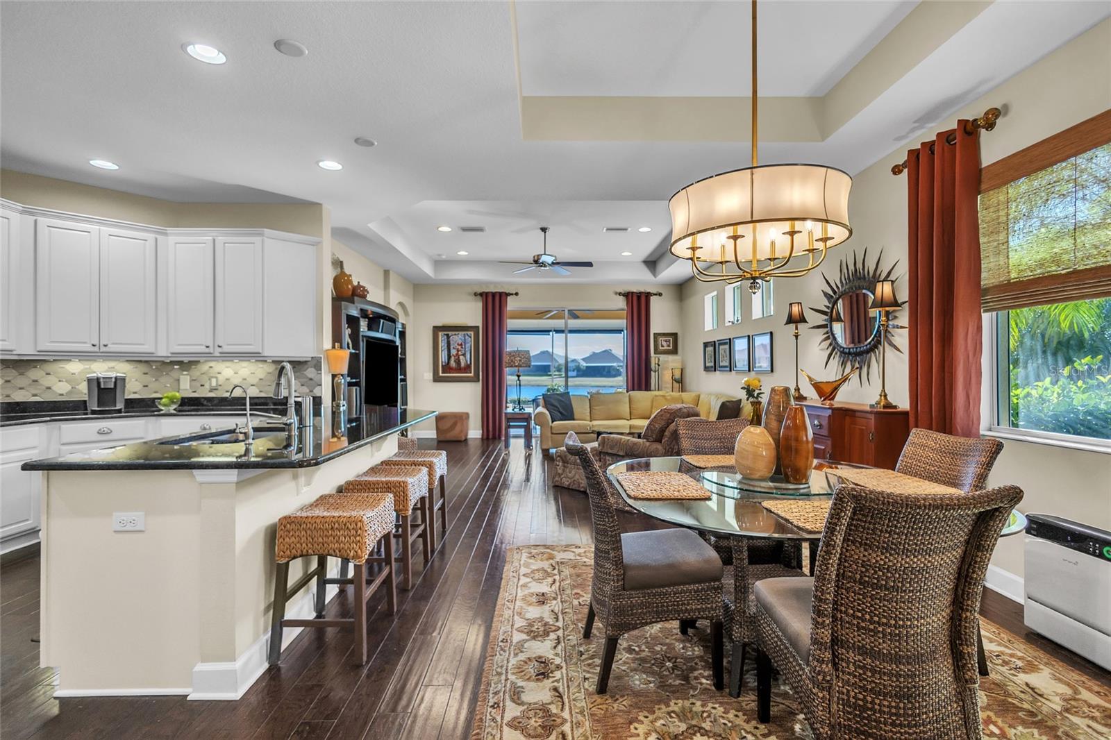 Image 8 of 36 For 633 Chipper Drive