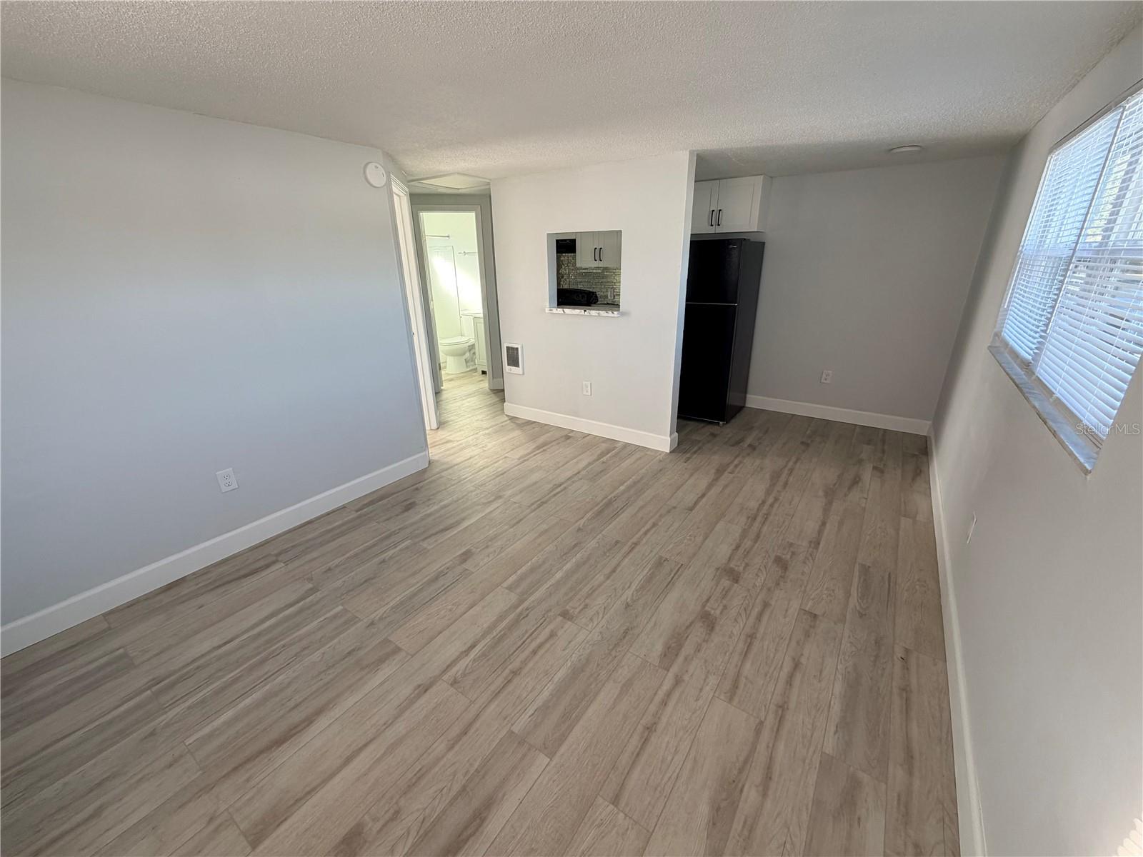 Image 5 of 7 For 1101 140th Avenue