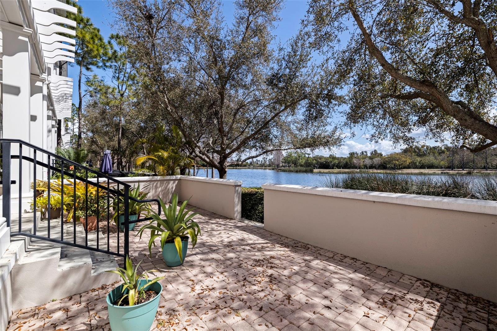 Image 18 of 73 For 300 Newbury Place N