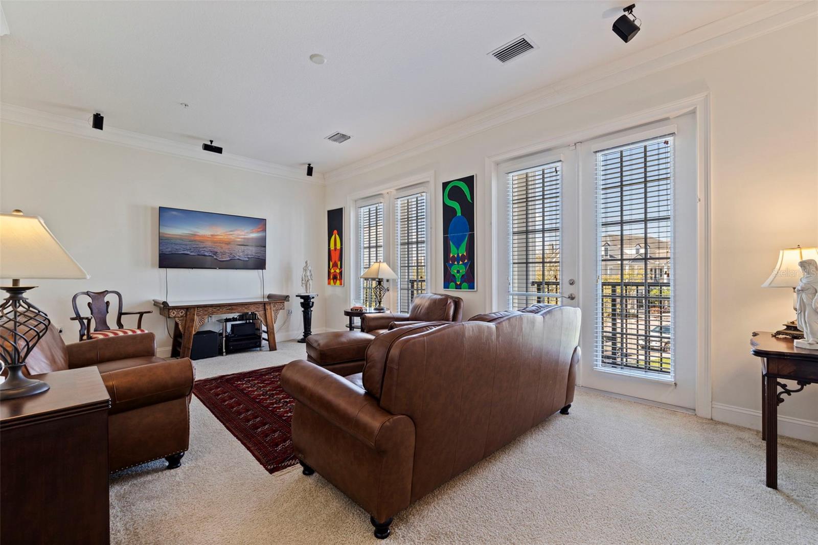 Image 22 of 73 For 300 Newbury Place N