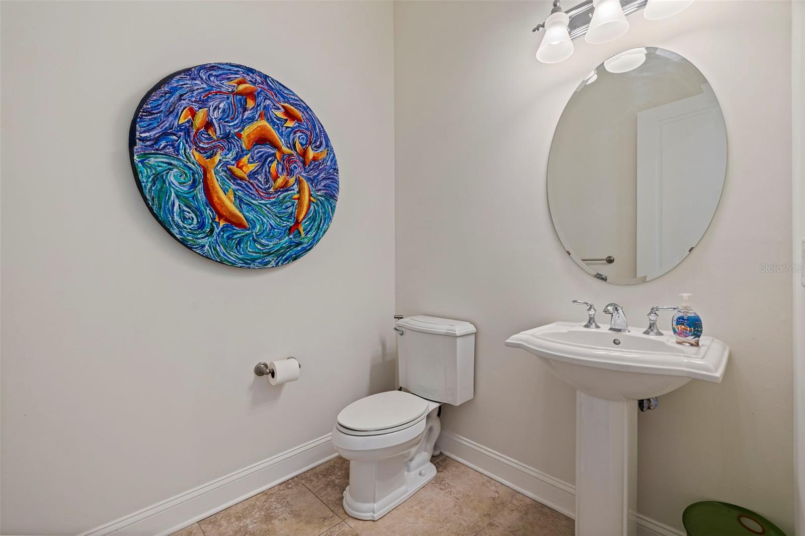 Image 27 of 73 For 300 Newbury Place N