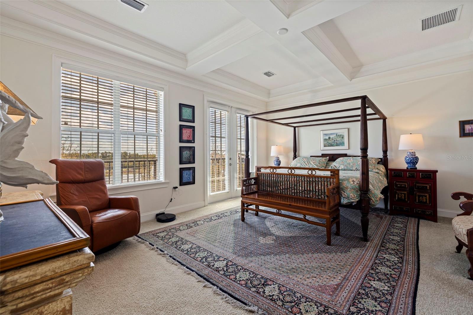 Image 31 of 73 For 300 Newbury Place N