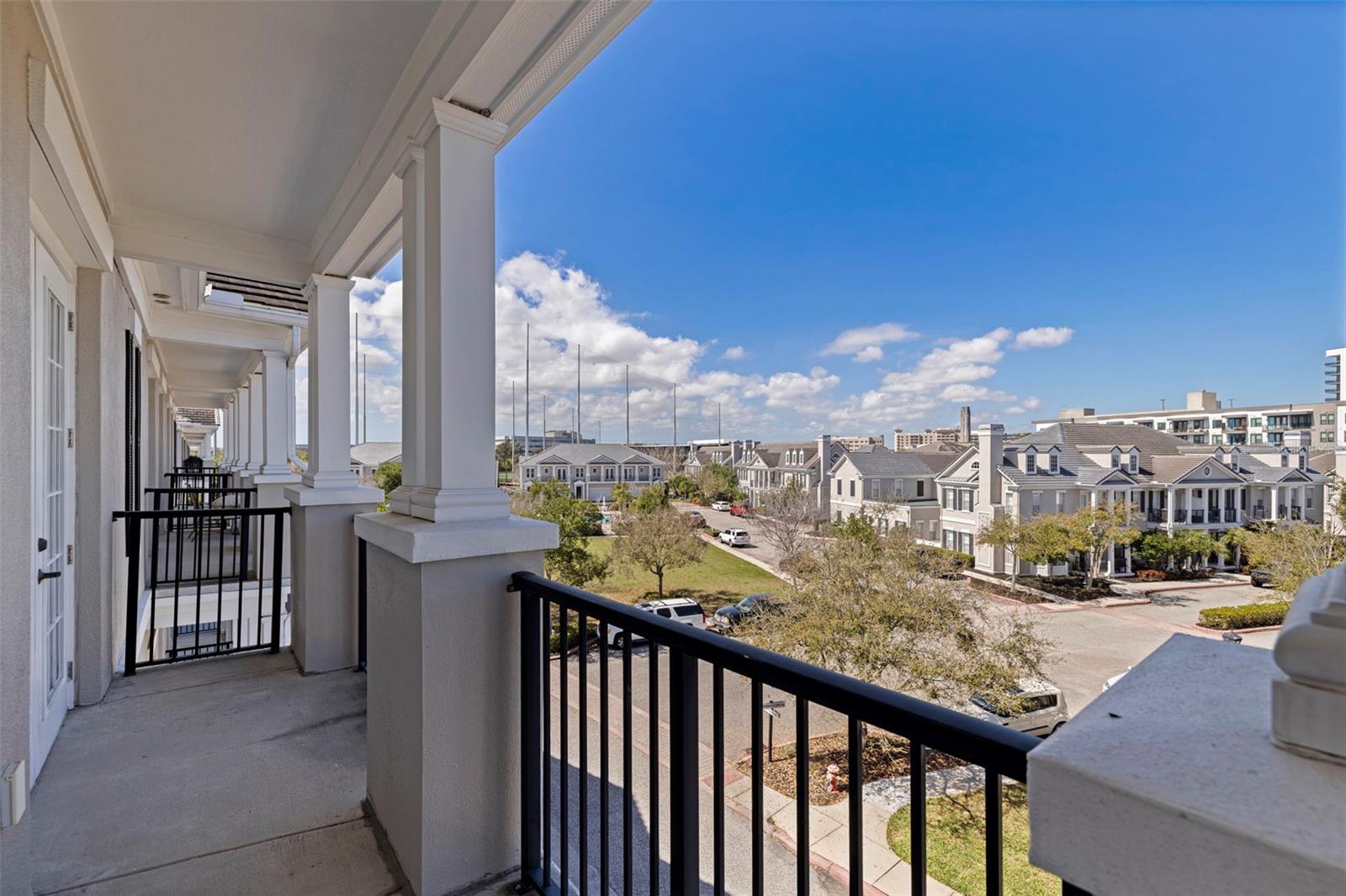 Image 43 of 73 For 300 Newbury Place N