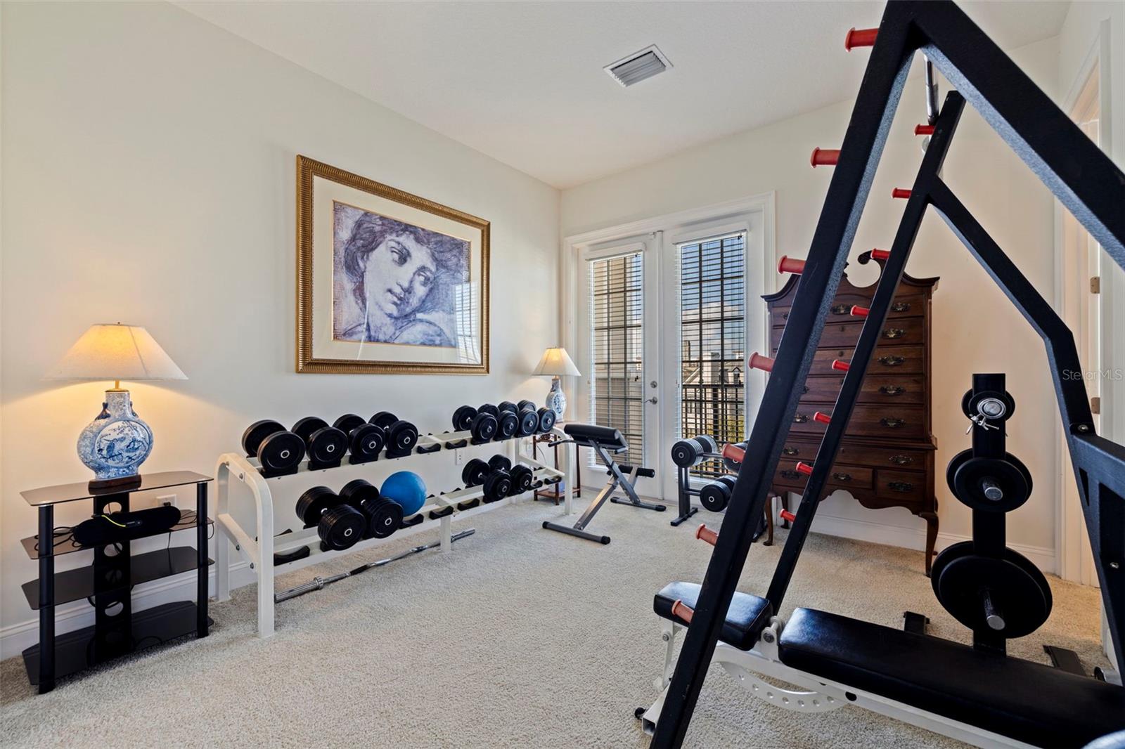 Image 44 of 73 For 300 Newbury Place N