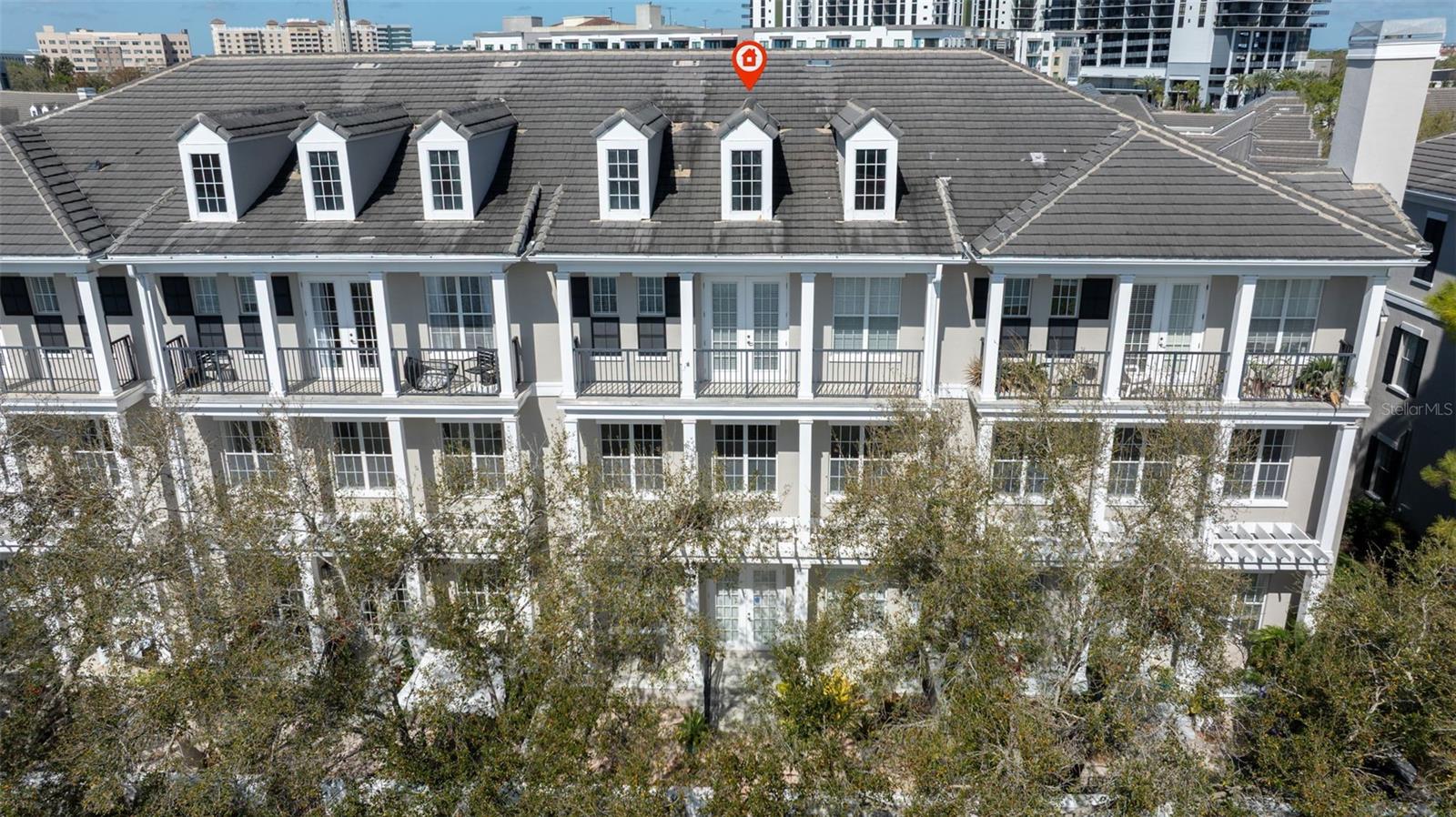 Image 57 of 73 For 300 Newbury Place N