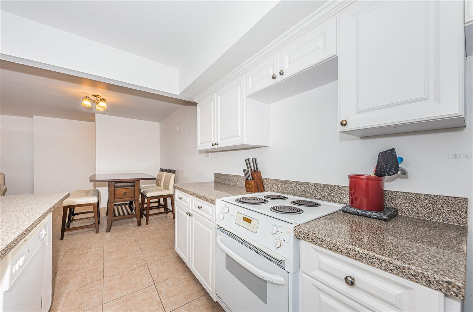 Image 16 of 48 For 10355 Paradise Boulevard 711