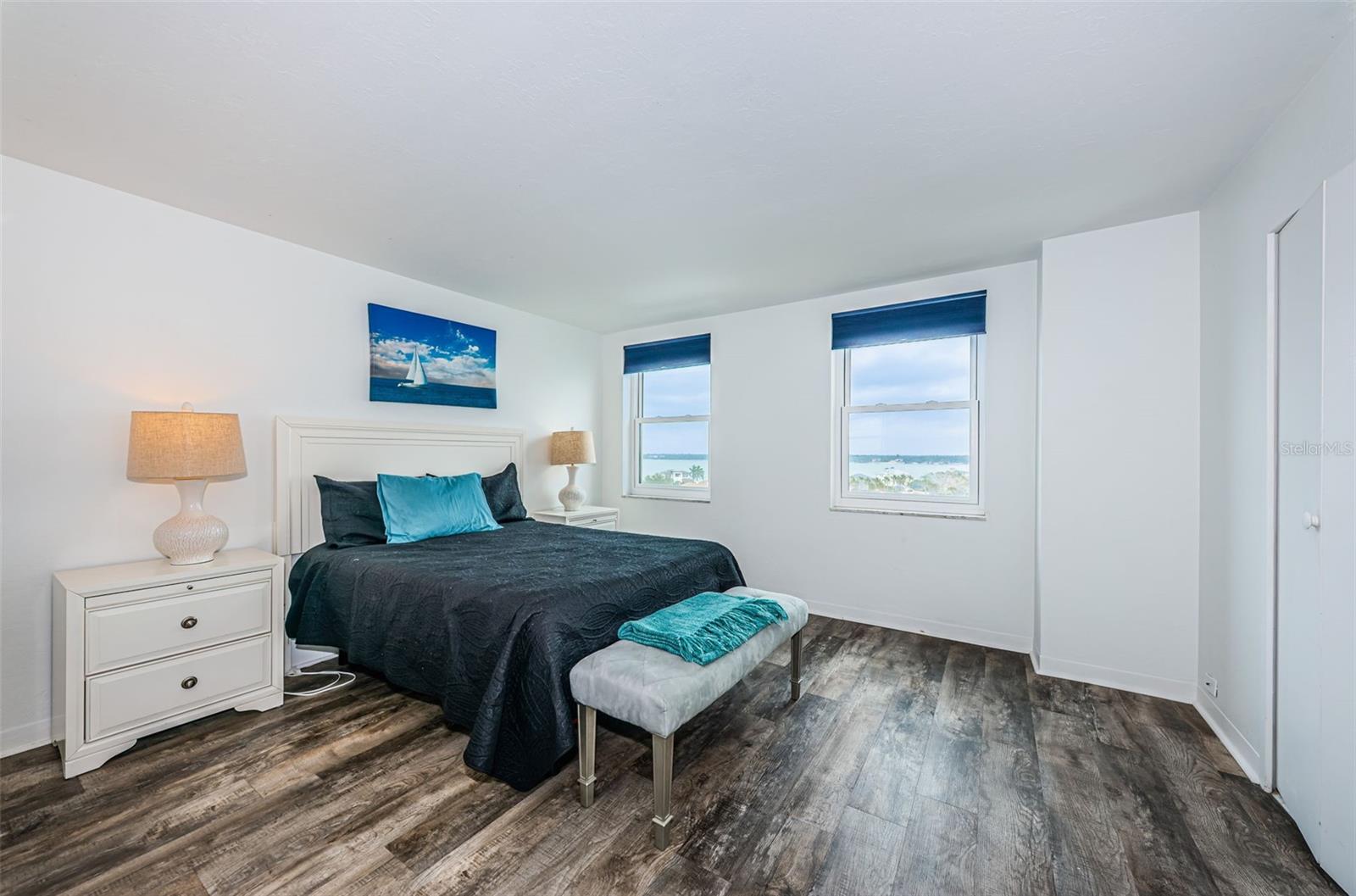 Image 22 of 48 For 10355 Paradise Boulevard 711