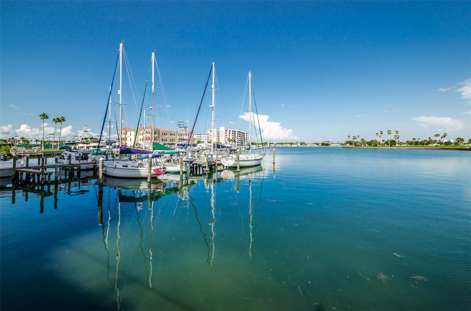 Image 33 of 48 For 10355 Paradise Boulevard 711