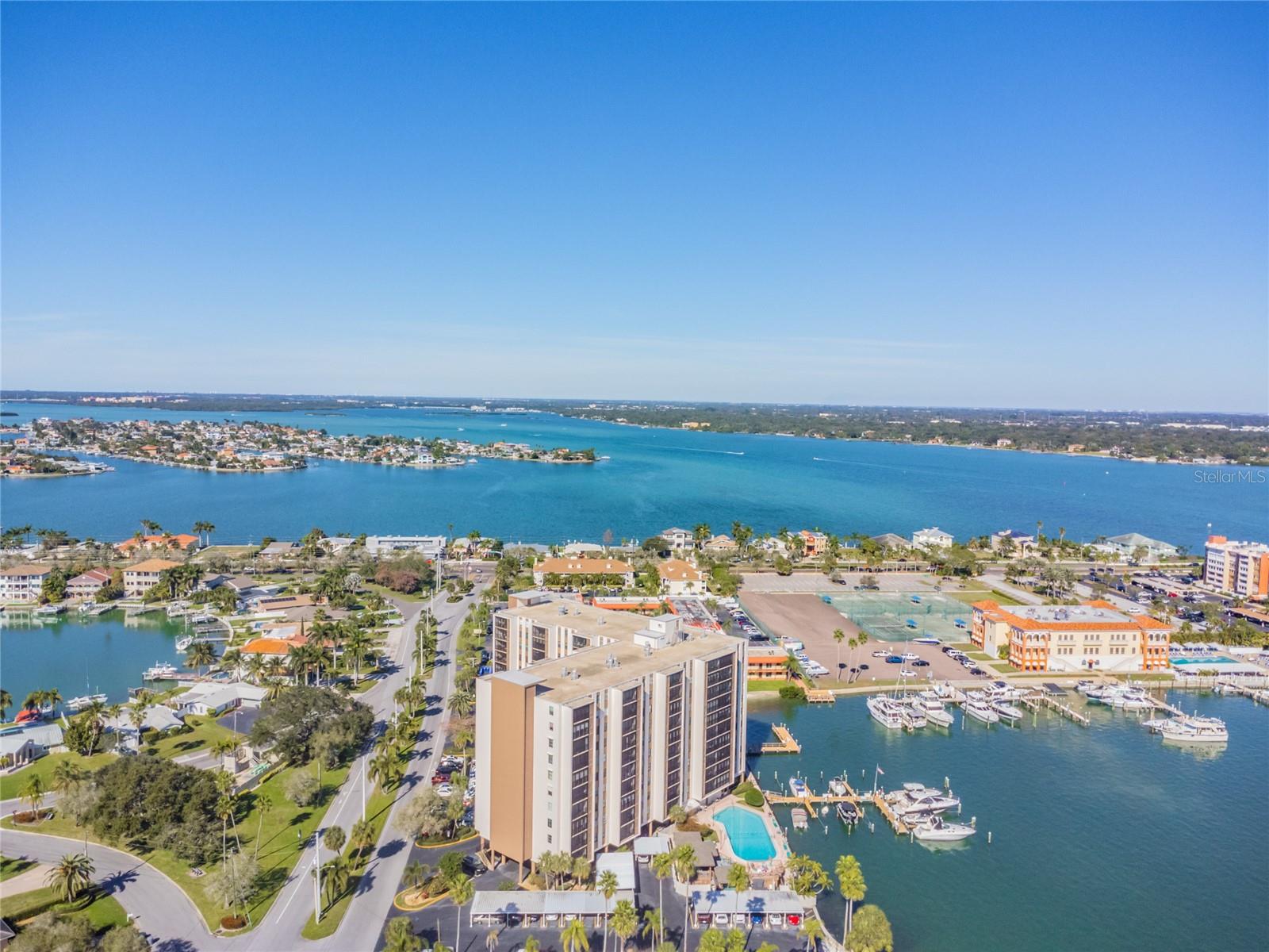 Image 43 of 48 For 10355 Paradise Boulevard 711