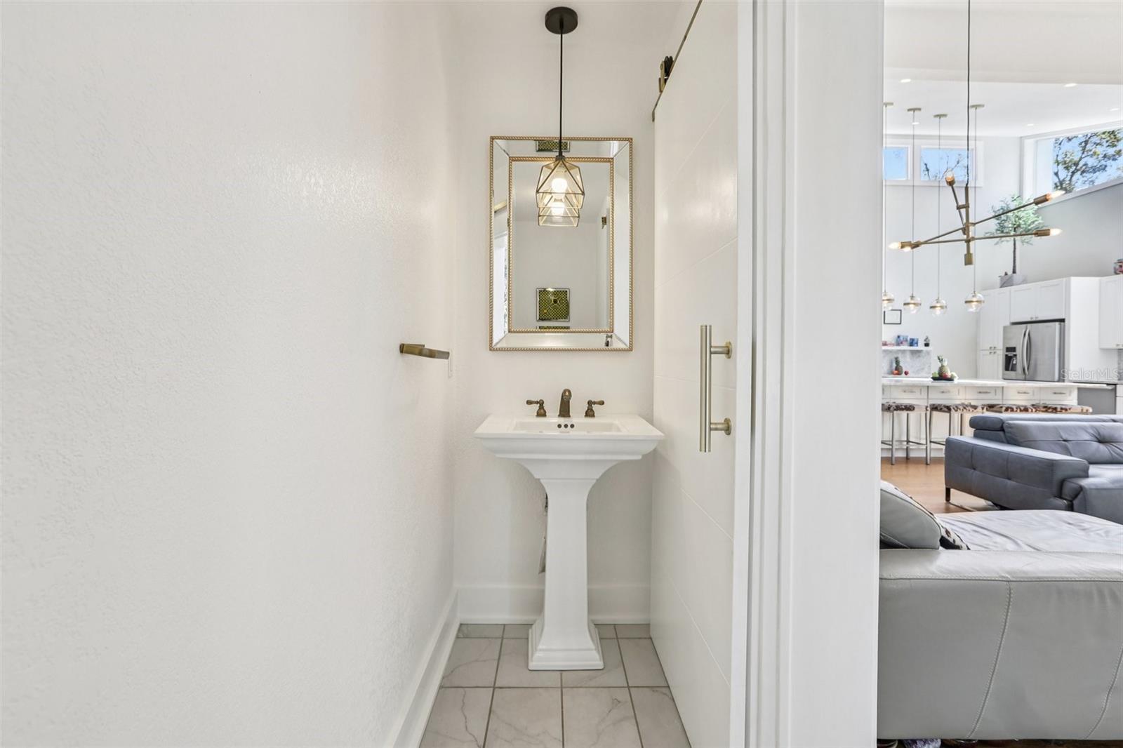 Image 18 of 40 For 4204 Jetton Avenue