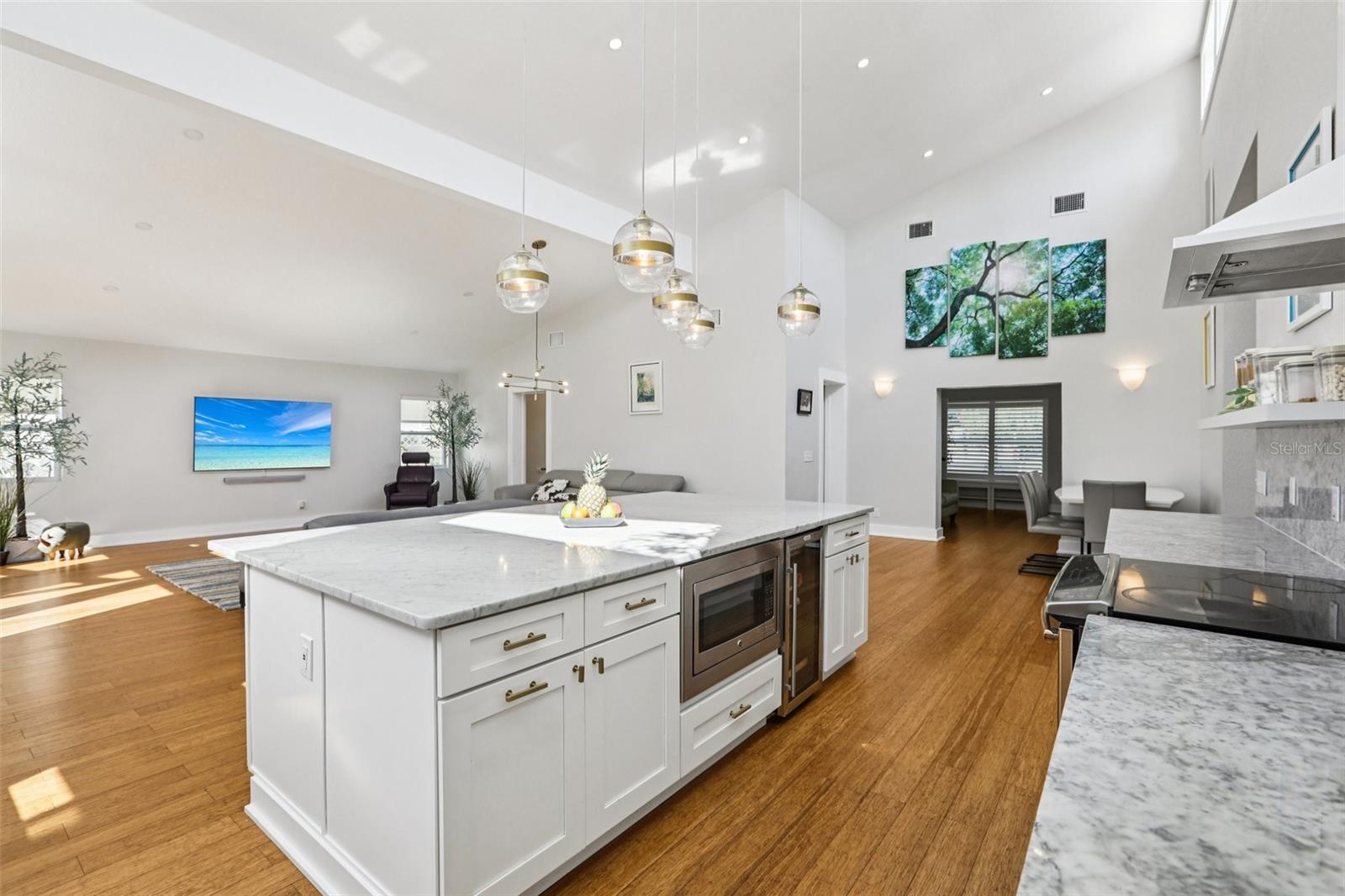 Image 9 of 40 For 4204 Jetton Avenue