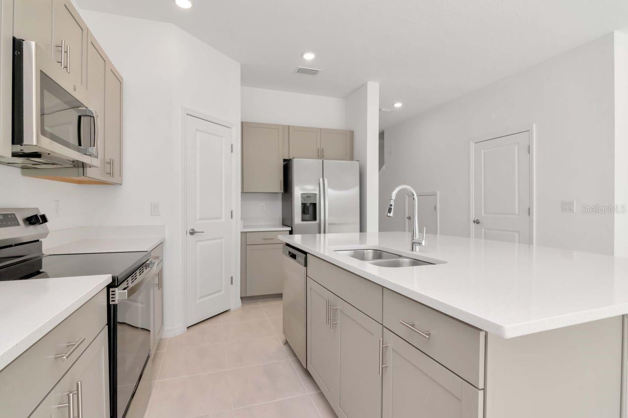 Image 10 of 51 For 34234 Polacca Lane