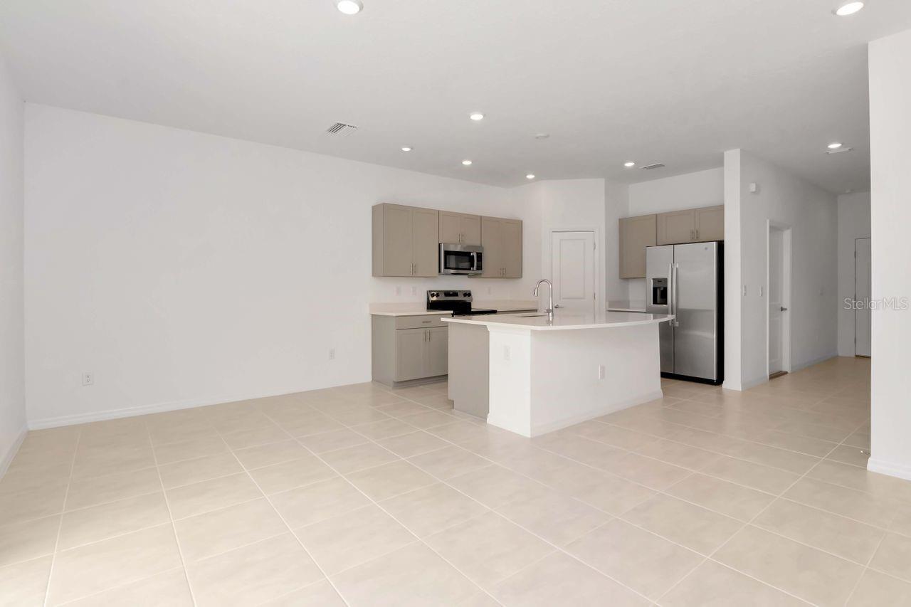 Image 17 of 51 For 34234 Polacca Lane