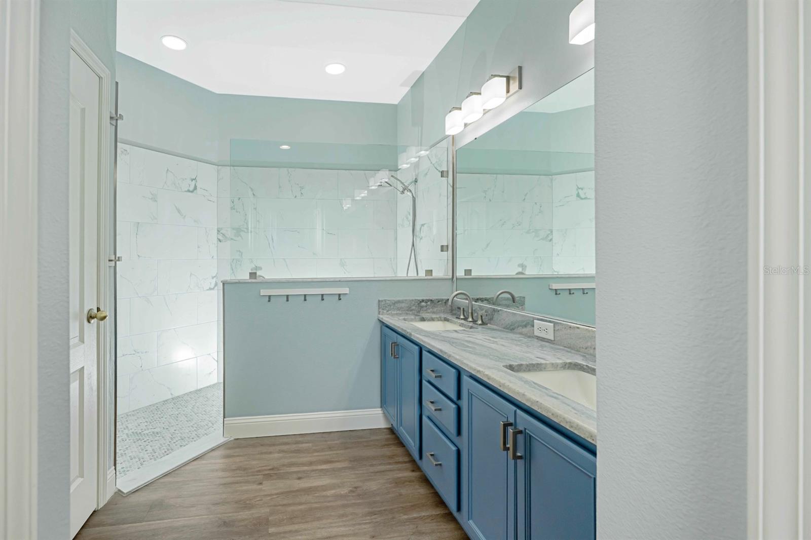 Image 30 of 62 For 5911 Phoebenest Drive