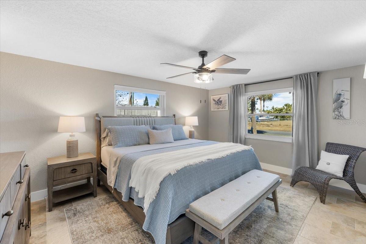 Listing photo id 17 for 4016 Flamingo Boulevard