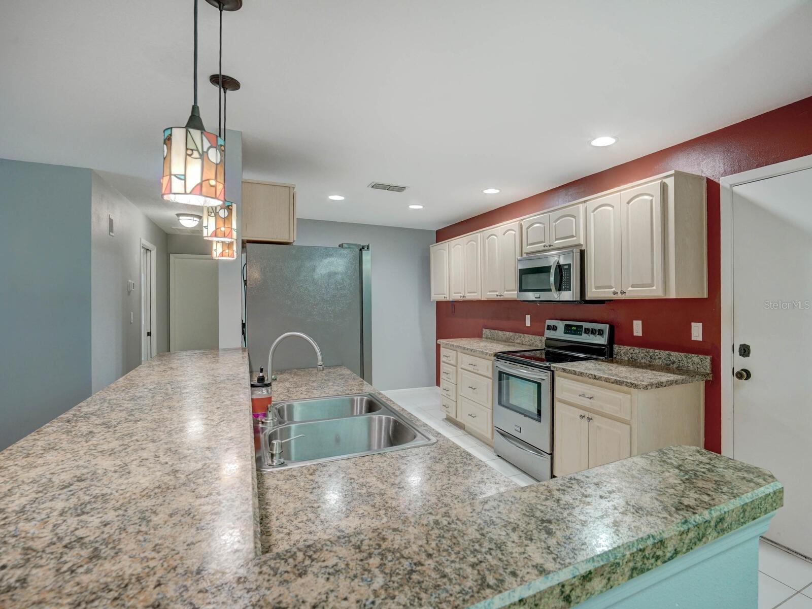 Image 15 of 35 For 365 Durham Court