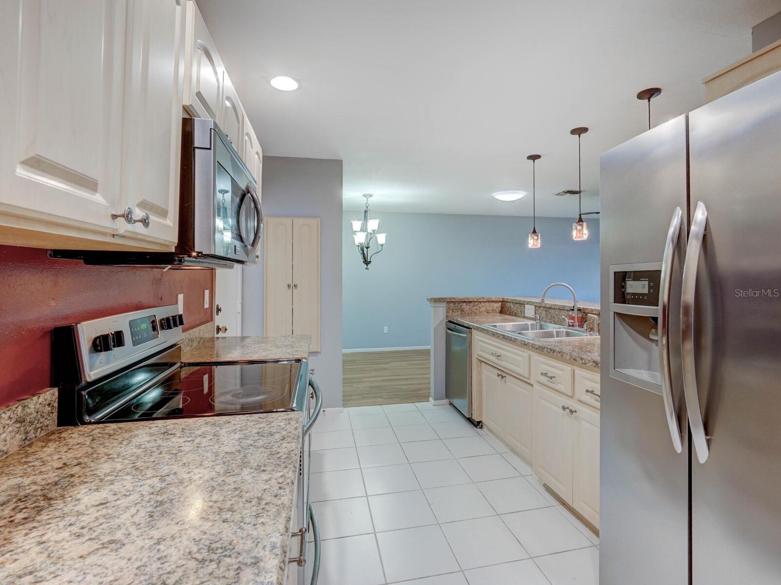 Image 19 of 35 For 365 Durham Court