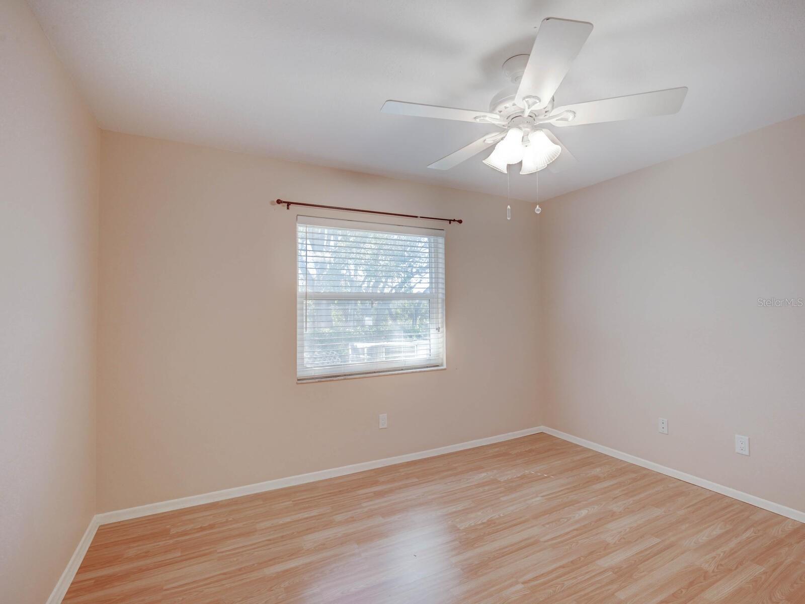 Image 24 of 35 For 365 Durham Court